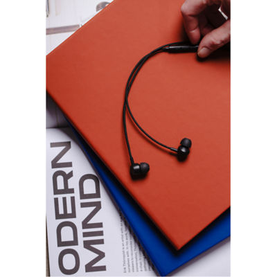 Sudio V3 Essential Wired Earbuds with Microphone 3