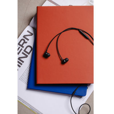 Sudio V3 Essential Wired Earbuds with Microphone 4