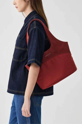 Beyond The Vines Small Studio Tote 3