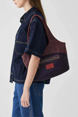 Beyond The Vines Small Studio Tote 4
