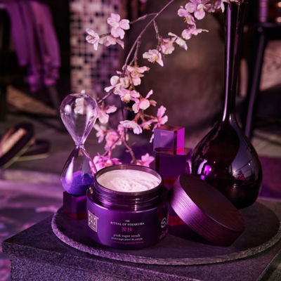RITUALS 夜樱仪式粉糖身体磨砂膏 3