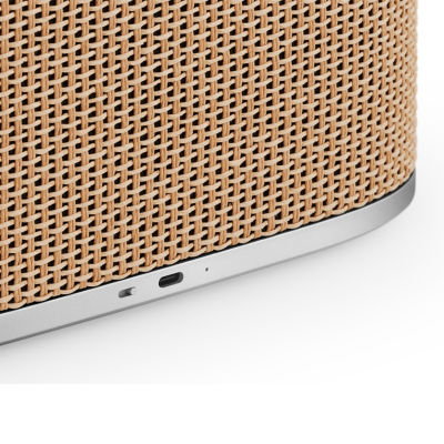 B&O Beosound A5 8