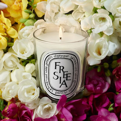 DIPTYQUE White Candle Freesia 4