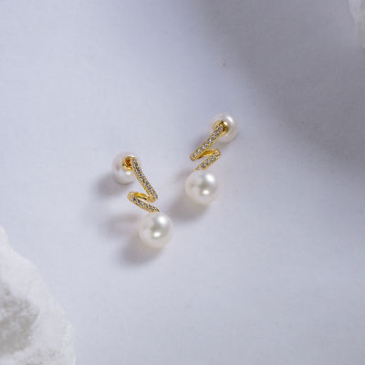 Pearly Lustre Elegant Freshwater Pearl Earrings WE00576 | S Collection 4