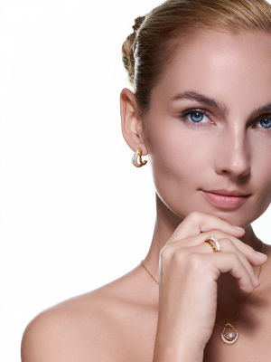 Pearly Lustre Top Grade Freshwater Pearl Earrings WE00995 | SANDS 7