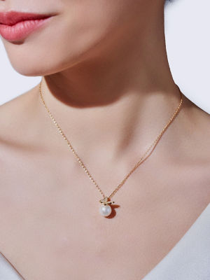 Pearly Lustre Top Grade Freshwater Pearl Necklace WN00882 | BUTTERFLY 5