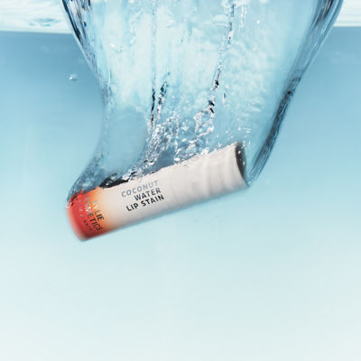 KYLIE COSMETICS Coconut Water Lip Stain 6