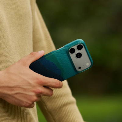 Pitaka iPhone 18 Pro / 17 Pro - Ultra-Slim Edge Case + Premium Screen Protector - Magnetic / PitaTap™ Button 3
