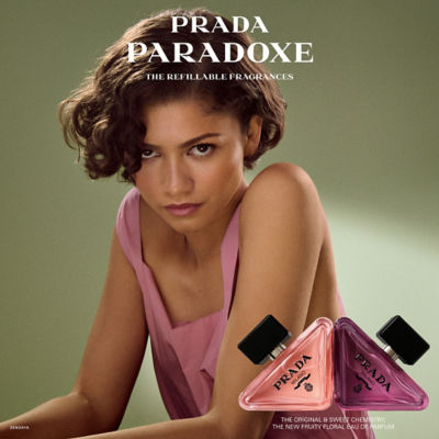 PRADA Paradoxe Icons Set 8